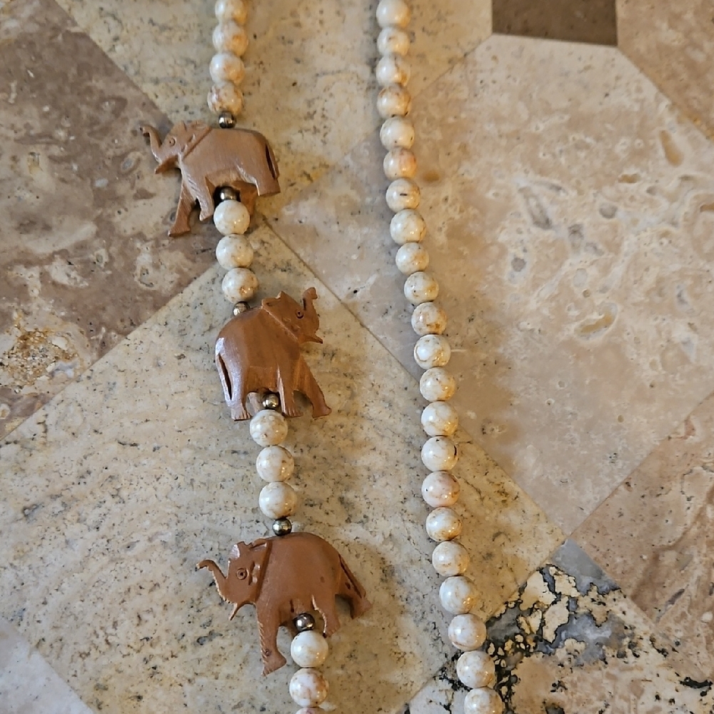 Elephant Carved Wood Stone Necklace Genuine Natural Marble? Beaded Wooden Ethnic